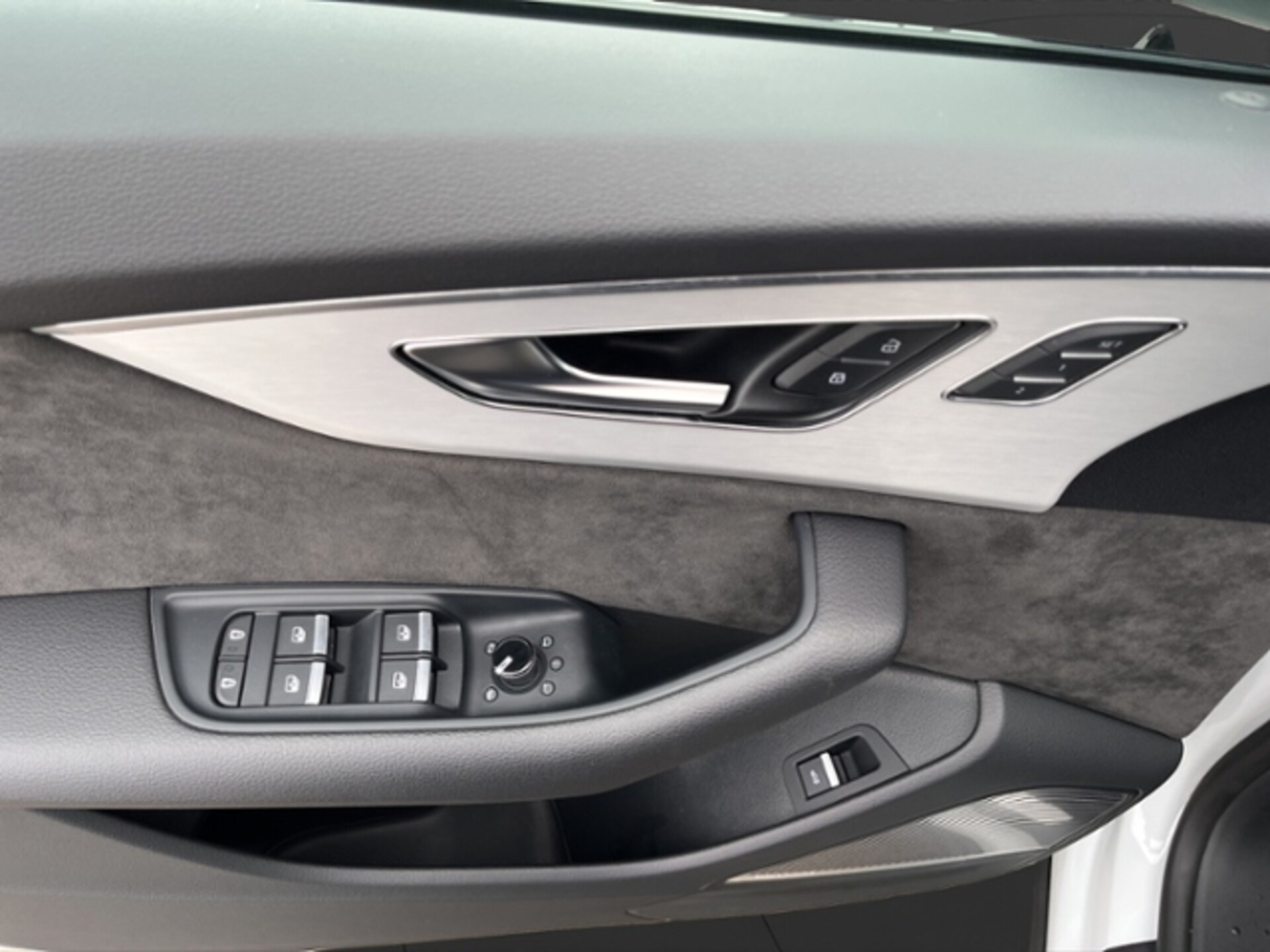 Audi SQ8 SUV