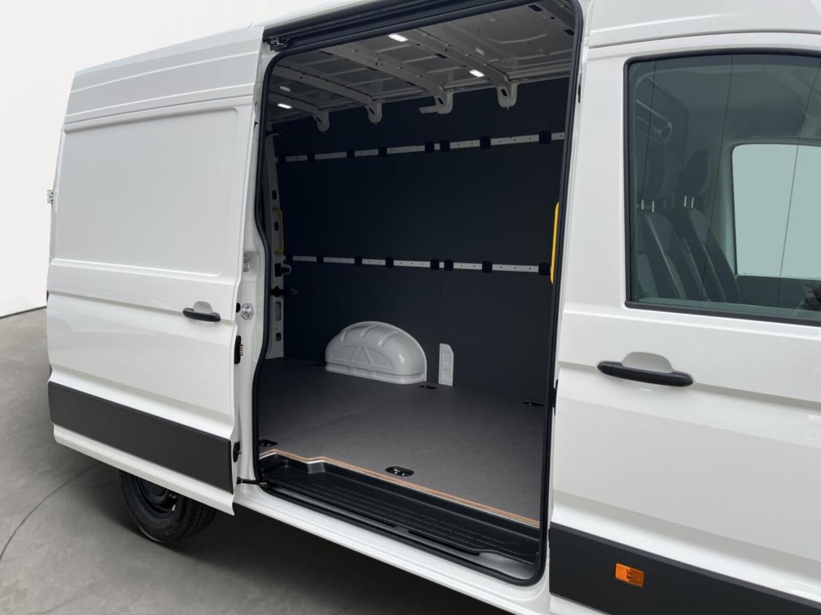 Volkswagen Crafter Kasten mittlerer Radstand – Bild 14