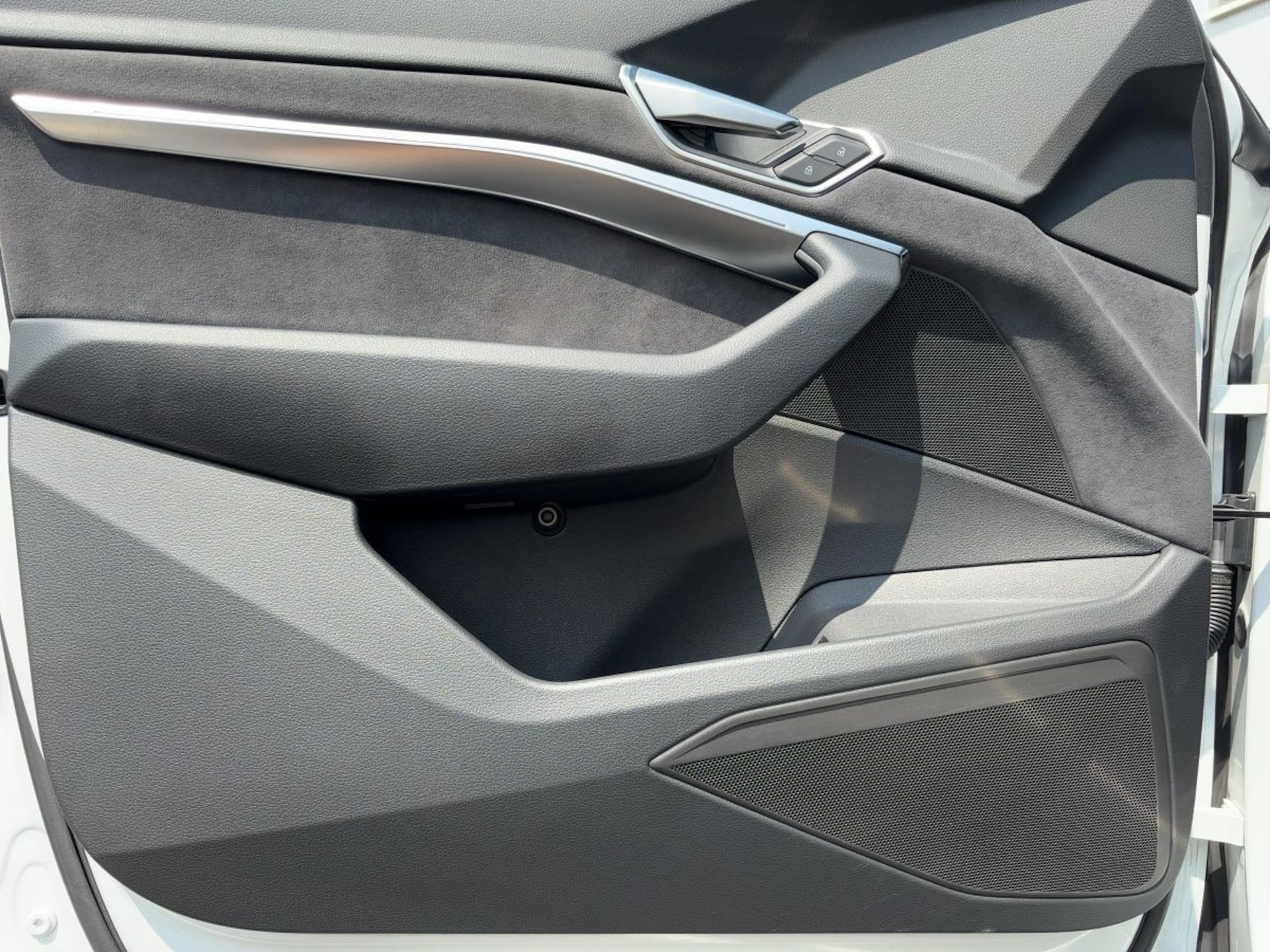Audi Q8 e-tron S line