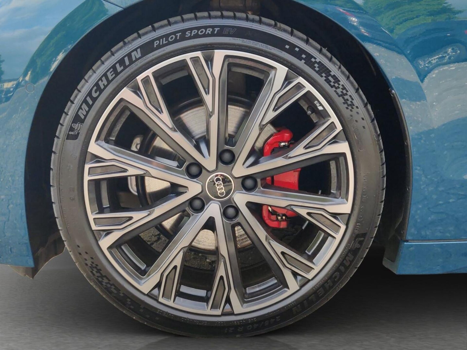 Audi A6 Sportback e-tron edition one