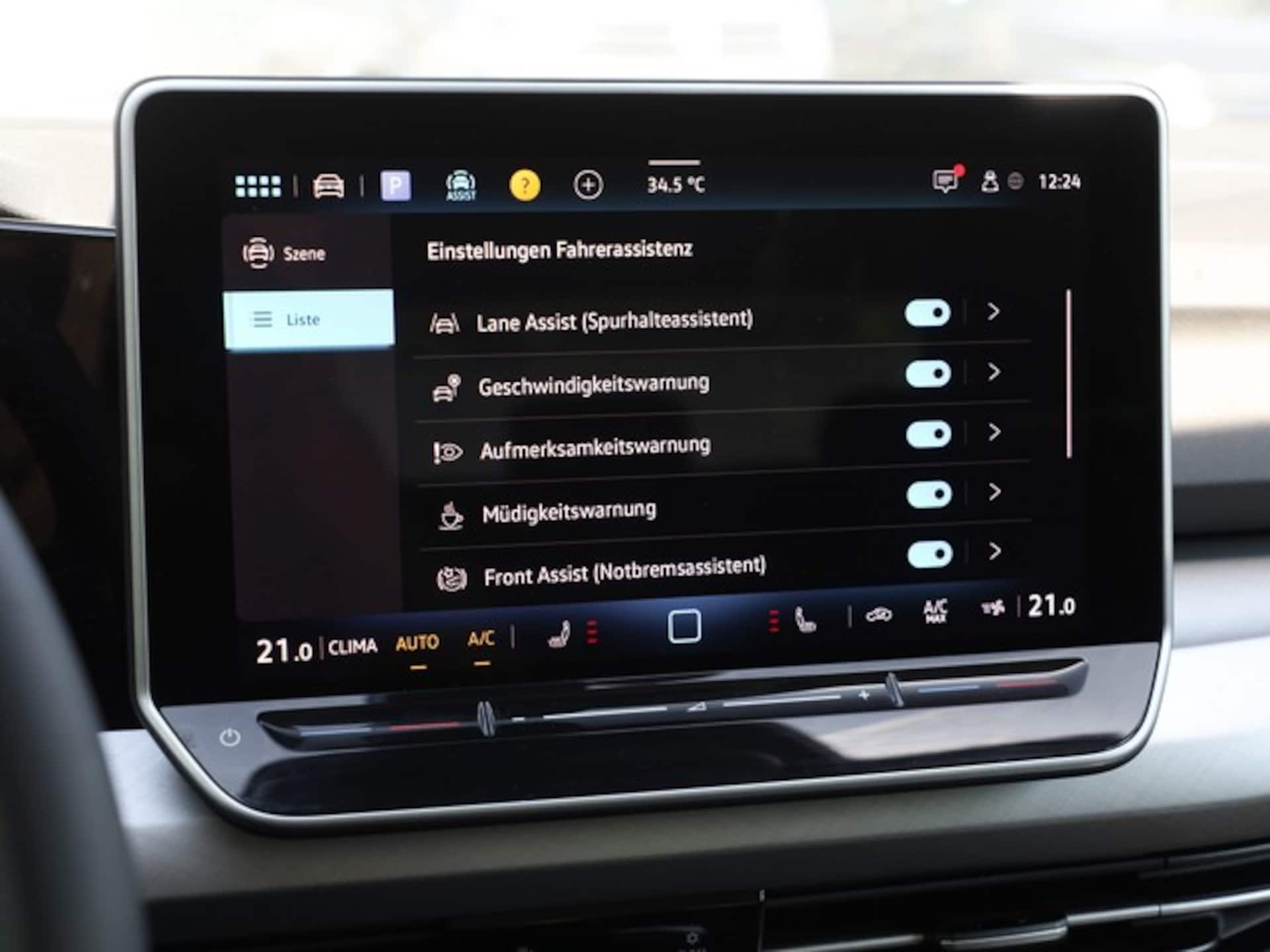 Volkswagen Golf Life