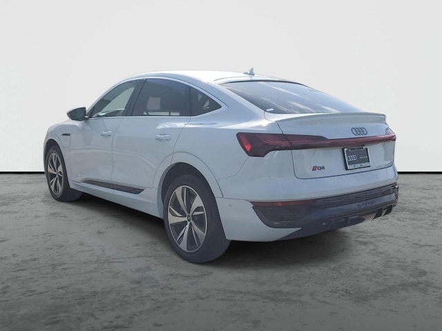 2024 Audi Q8 Sportback e-tron