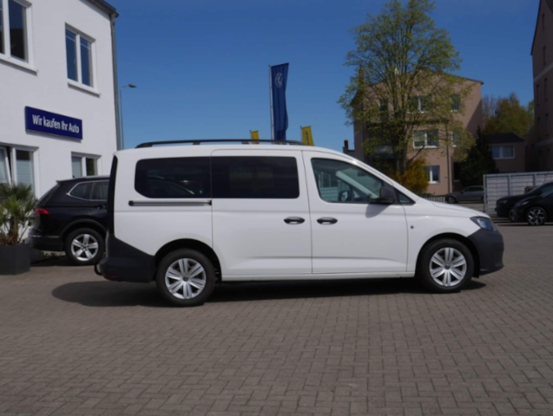 Volkswagen Caddy Maxi Kombi Basis-Modell
