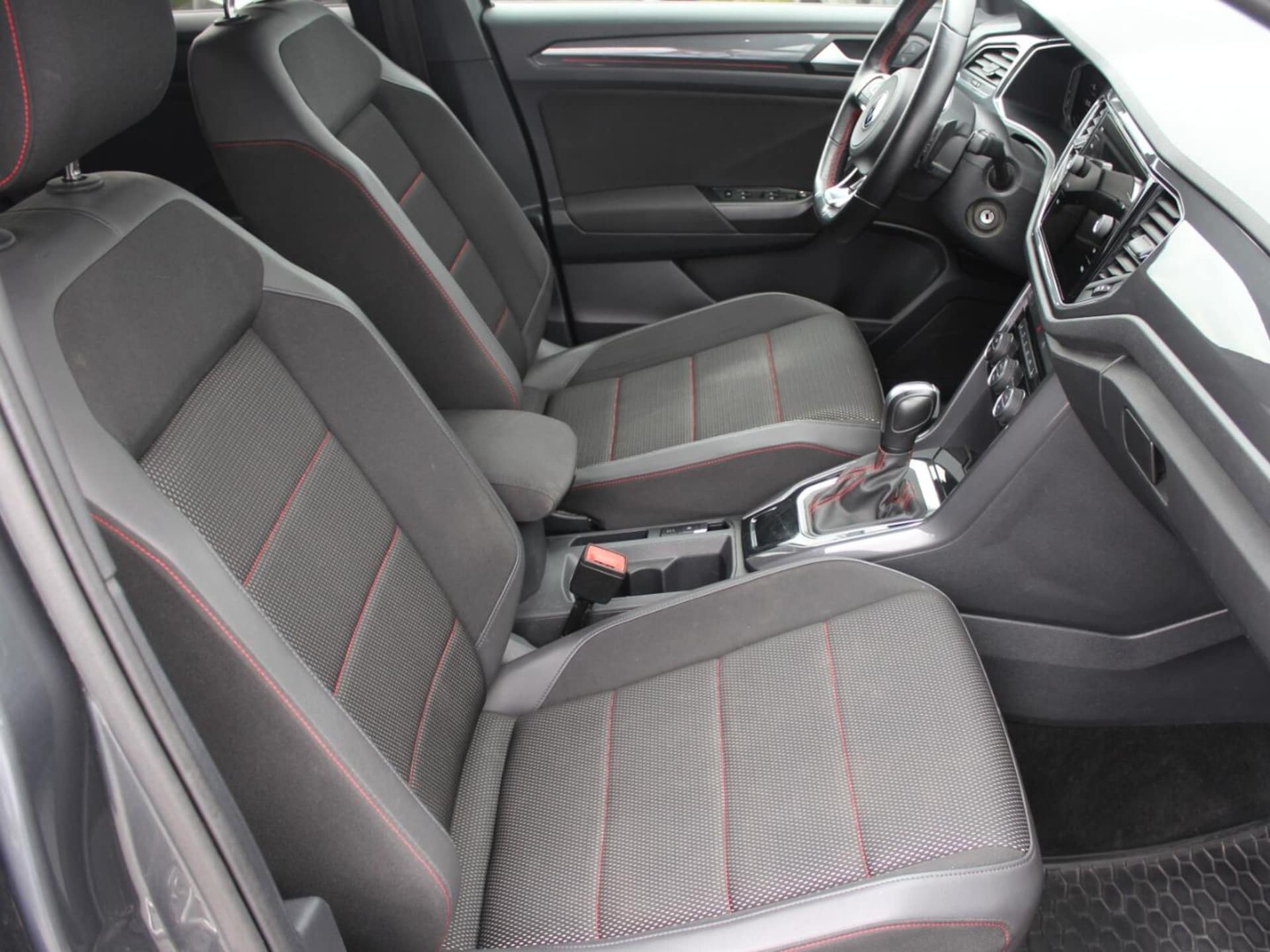 Volkswagen T-Roc Sport