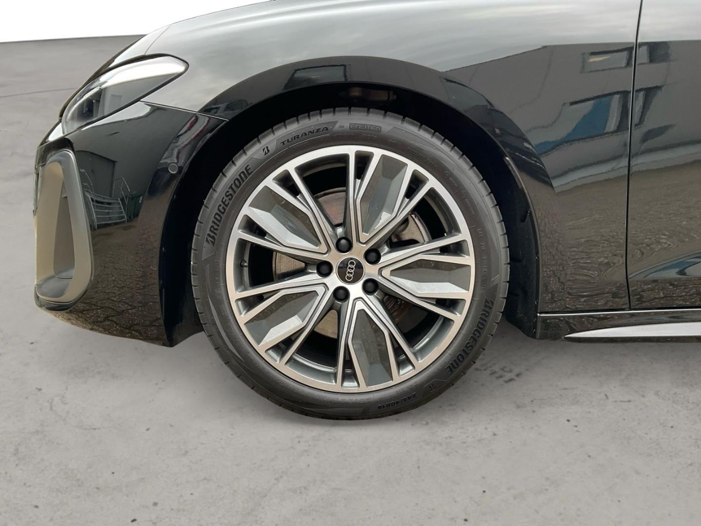 Bild über Audi A5 Limousine TDI quattro 150 kW S tronic - für weitere Informationen kontaktieren Sie den Audi Partner