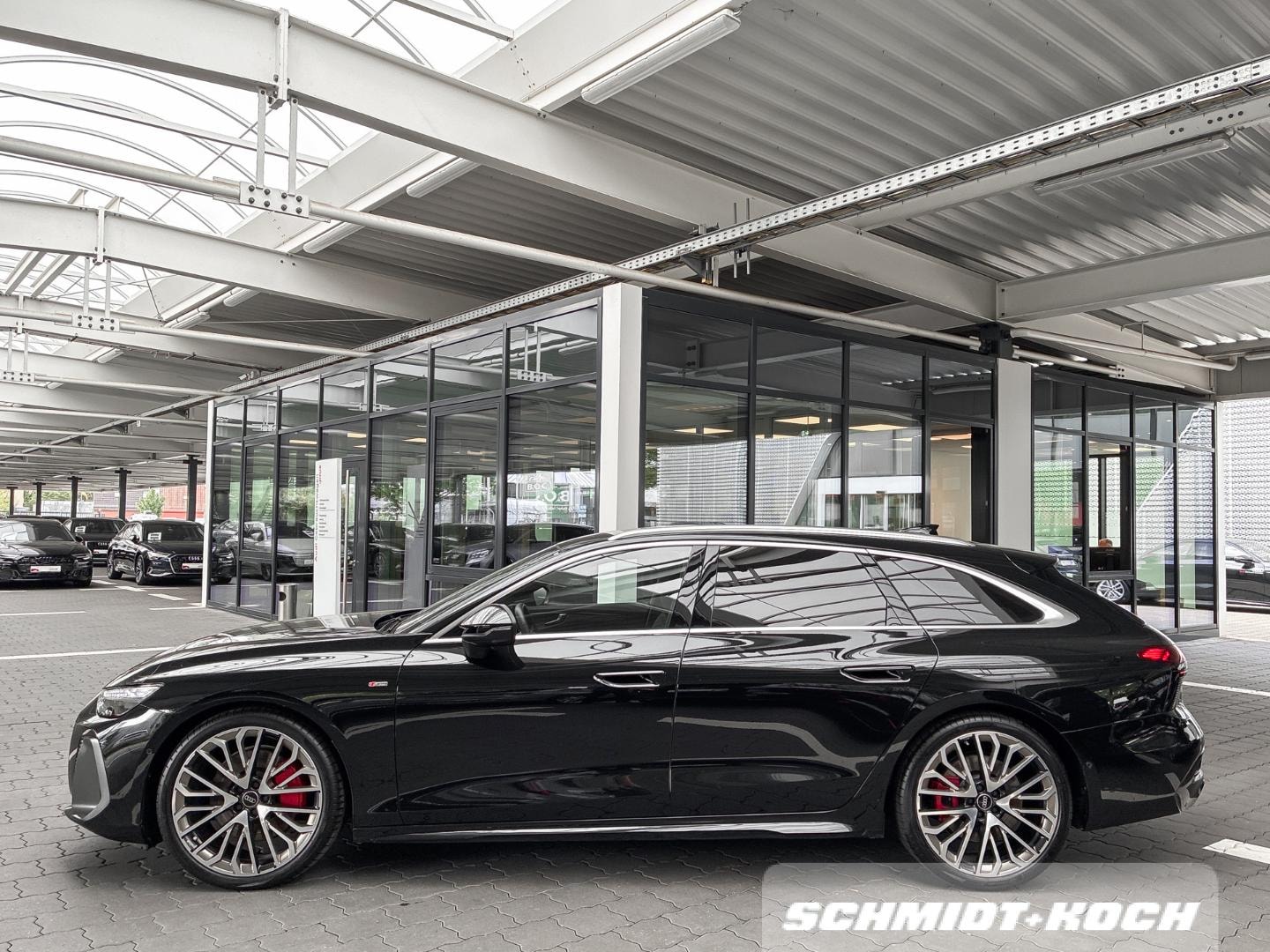 Bild über Audi A6 Avant TFSI quattro 270 kW S tronic - für weitere Informationen kontaktieren Sie den Audi Partner