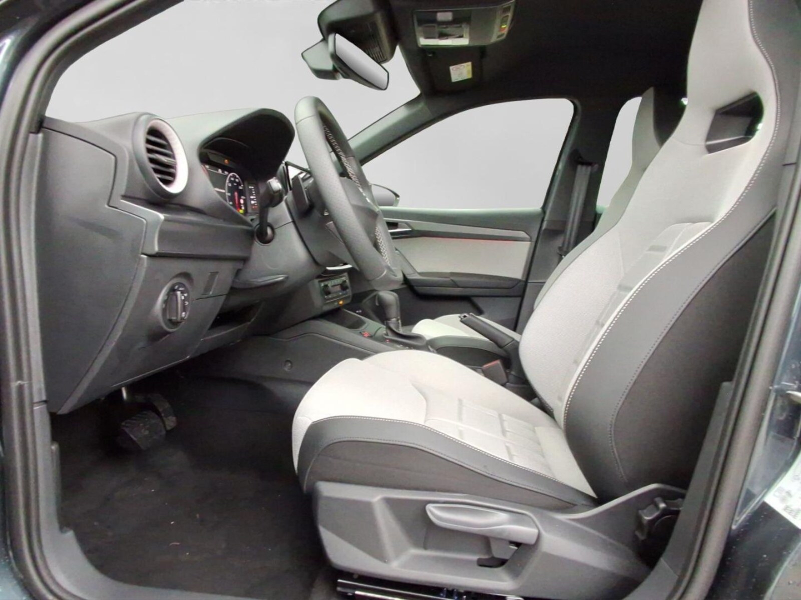 SEAT Arona – Bild 11