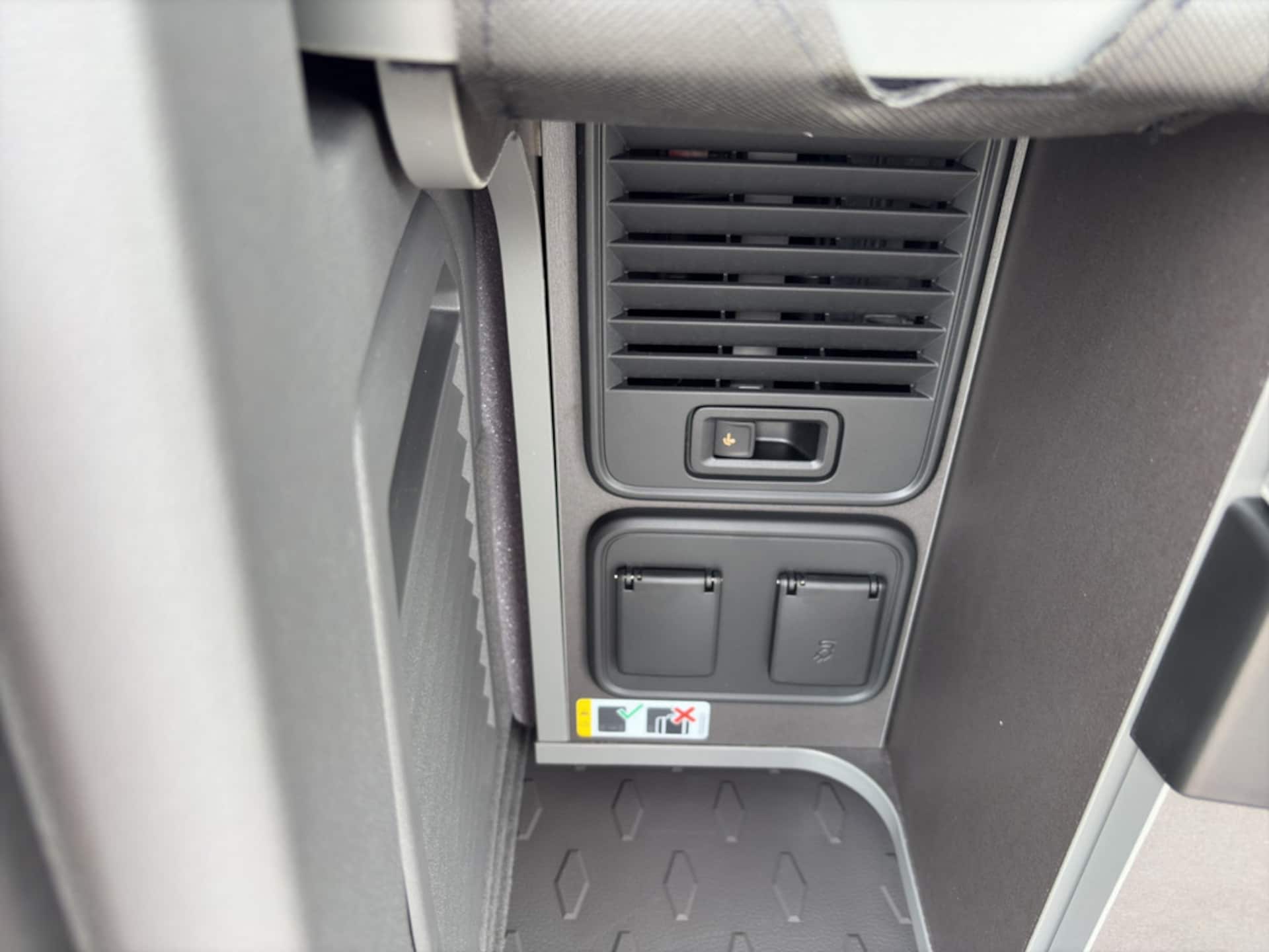 Volkswagen California Beach Camper