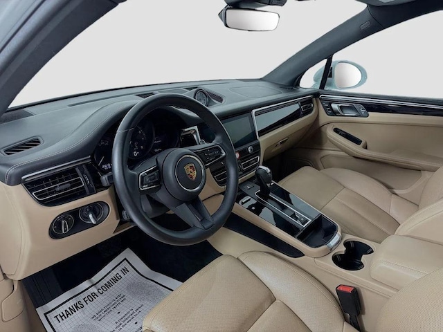 2023 Porsche Macan