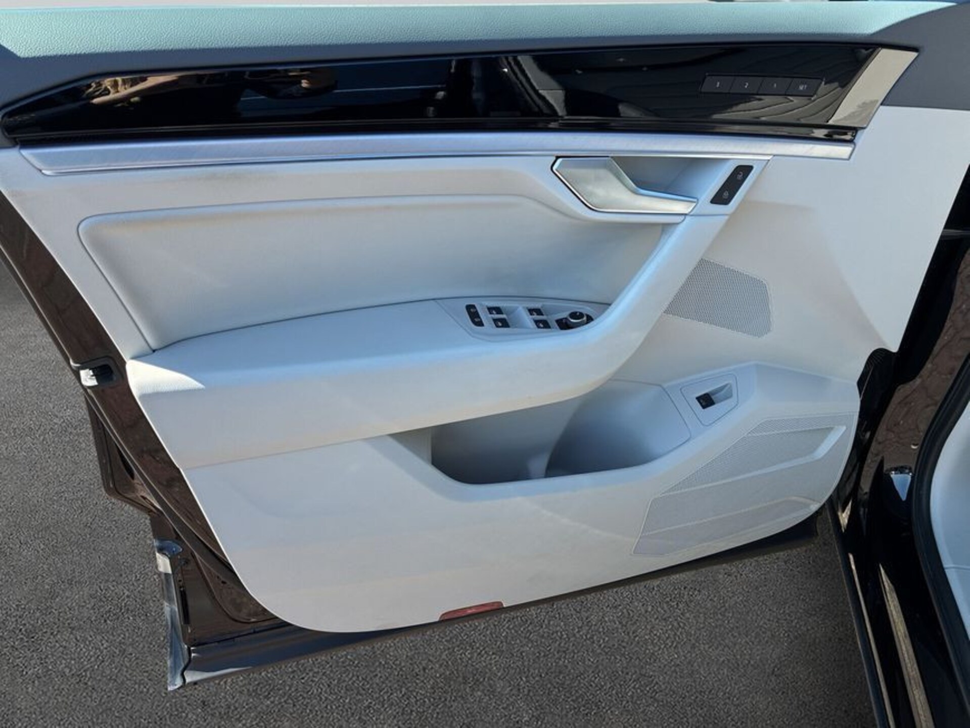 Volkswagen Touareg Basis-Modell