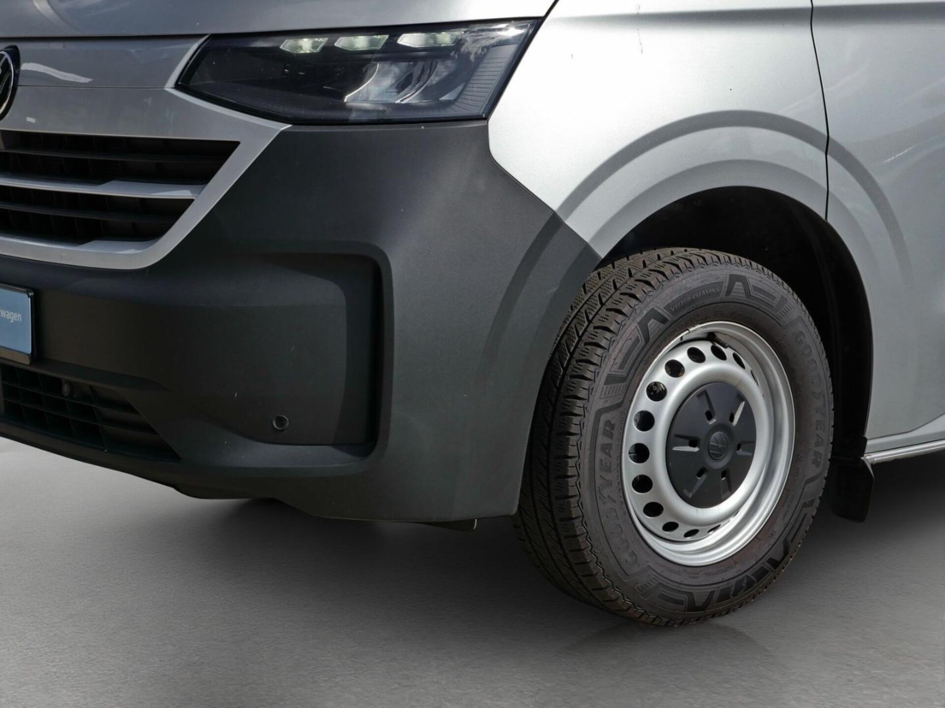 Volkswagen Transporter Kasten langer Radstand