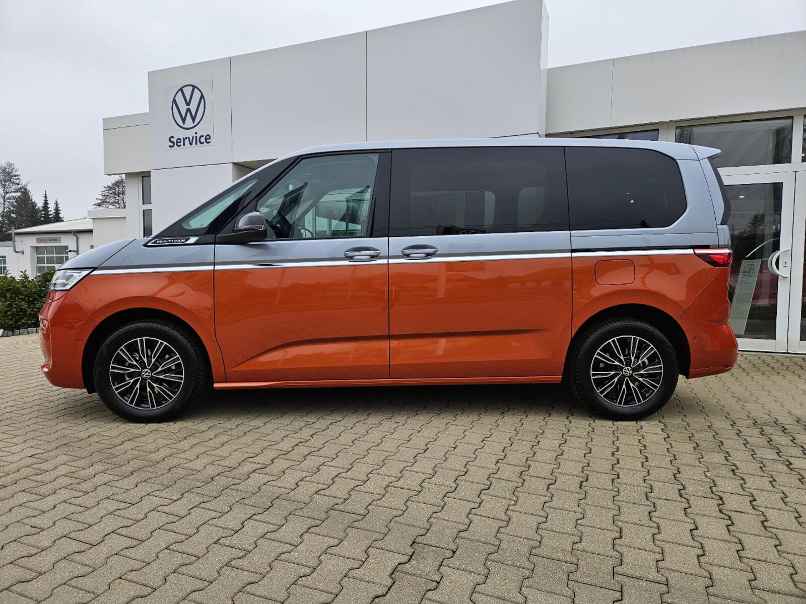 Volkswagen Multivan – Bild 2