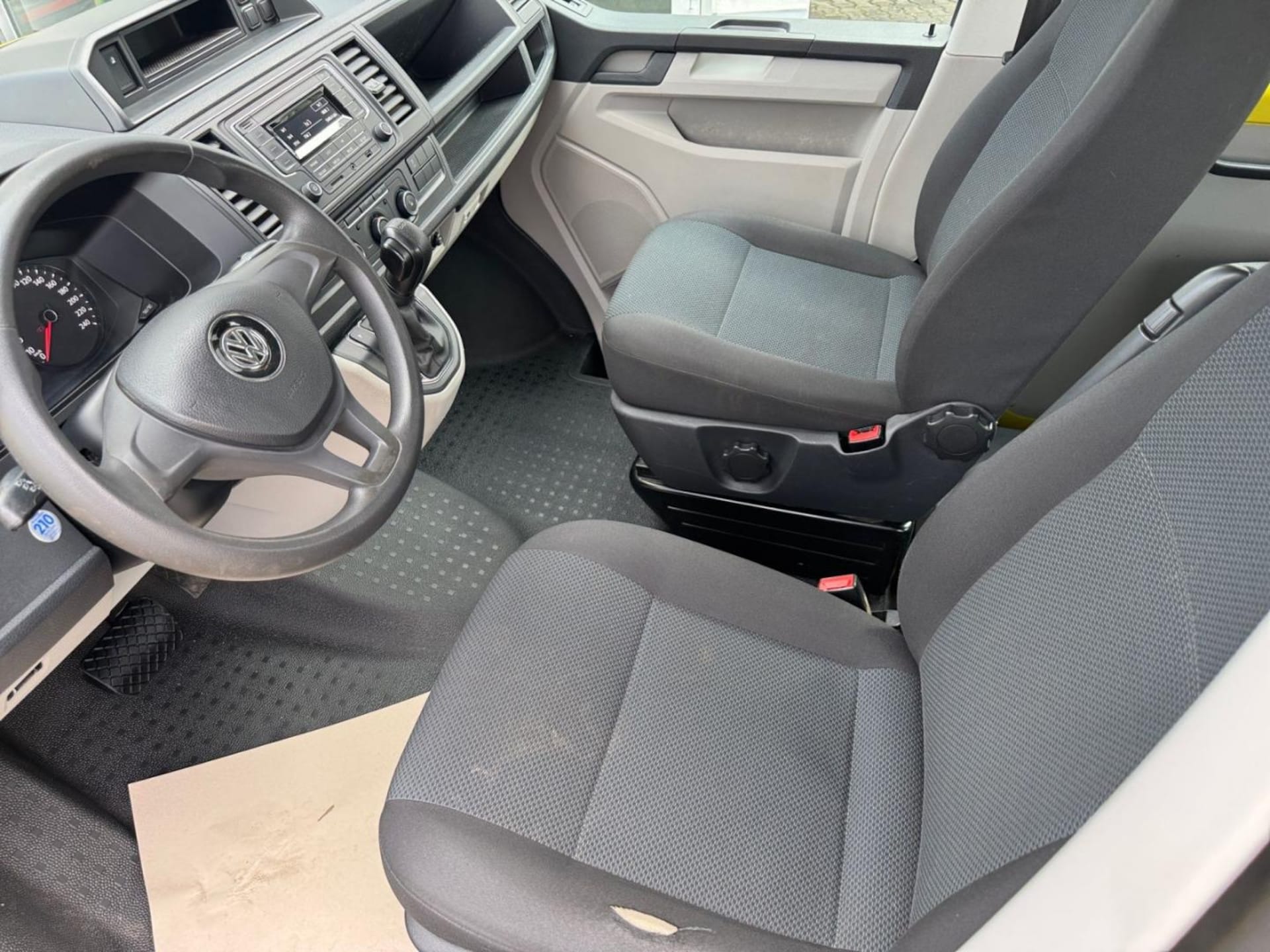 Volkswagen T6 Transporter Doppelkabine langer Radstand SC