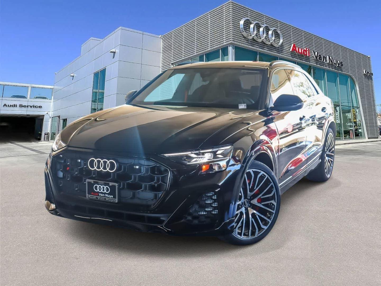 2026 Audi SQ8 Prestige quattro's photo