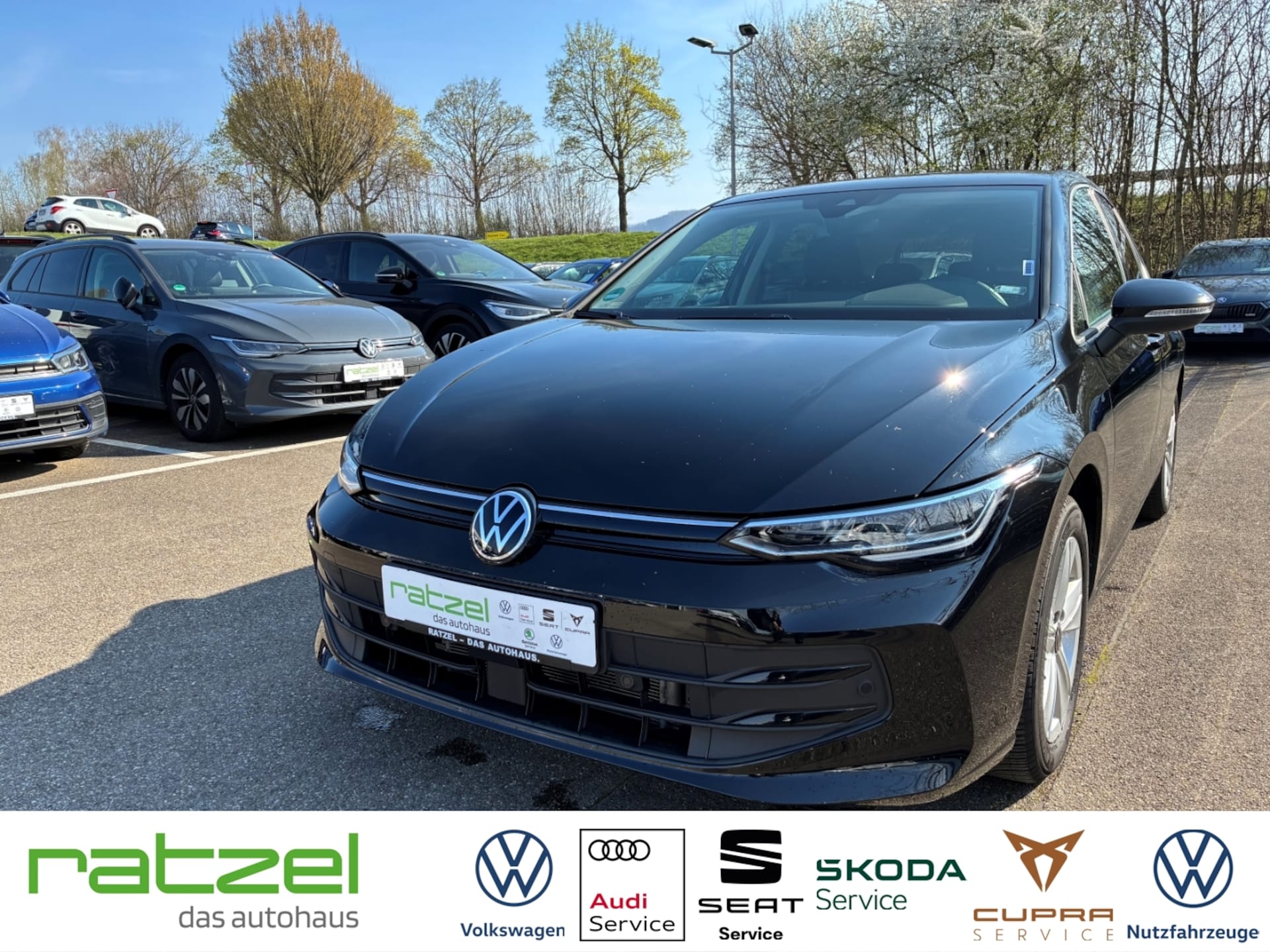 Volkswagen Golf Life