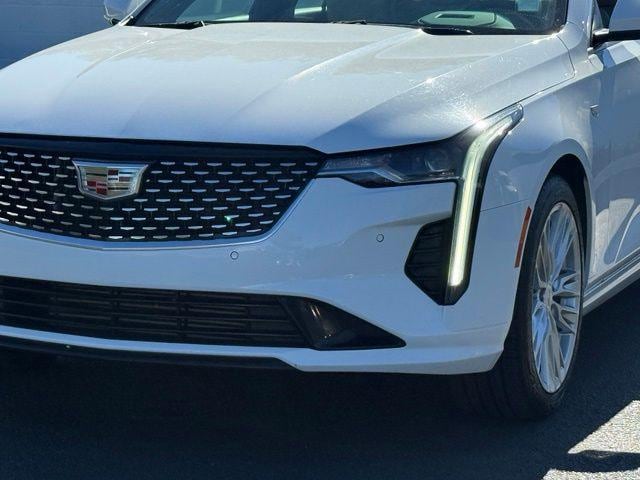 2024 Cadillac CT4