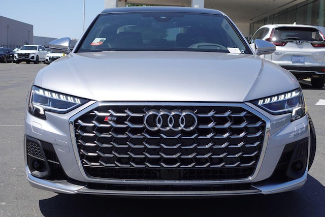 2025 Audi S8 L