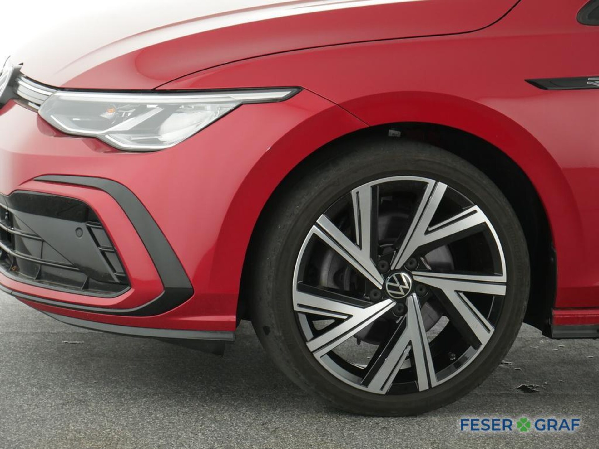 Volkswagen Golf R-Line