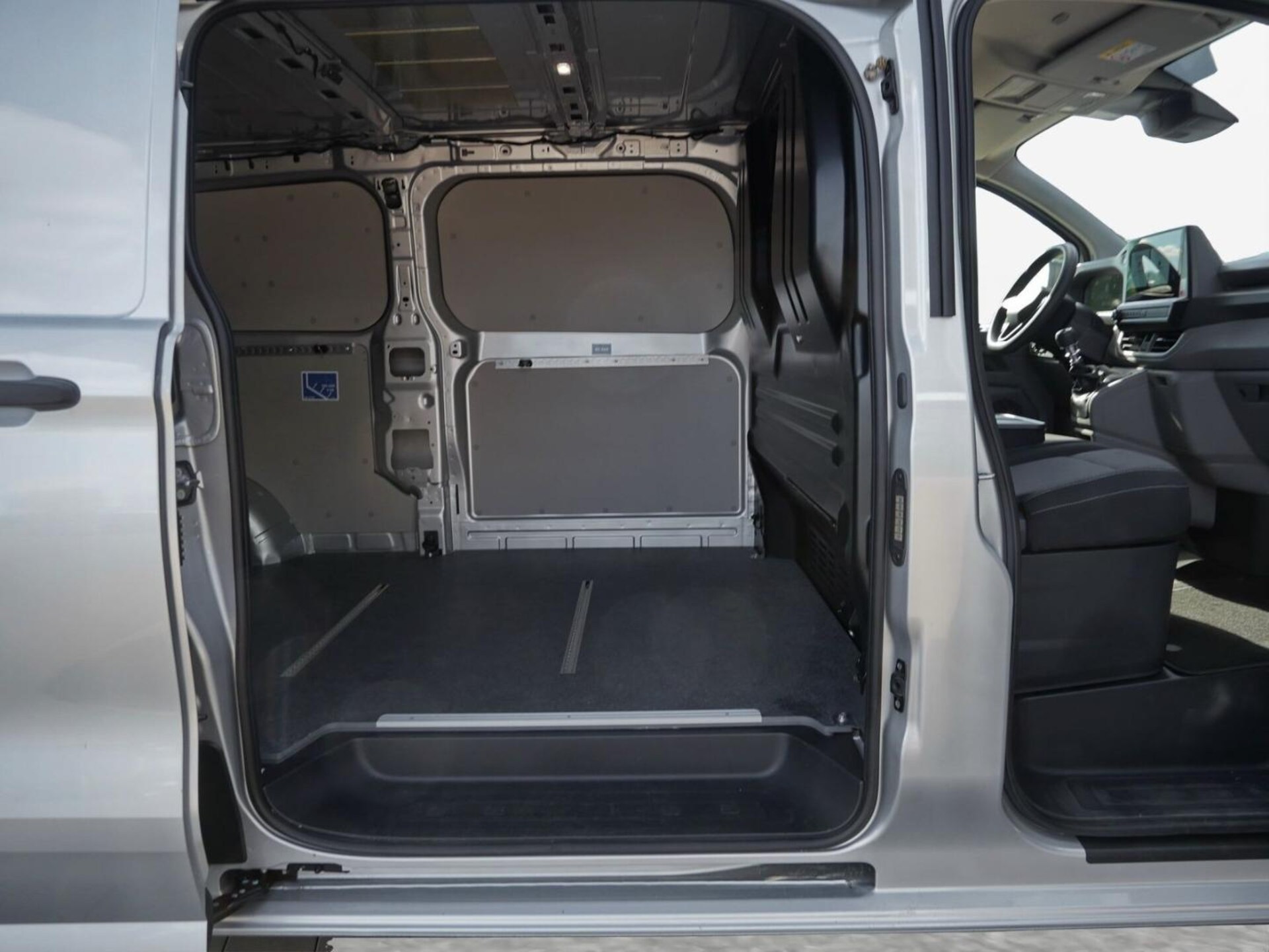 Volkswagen Transporter Kasten langer Radstand