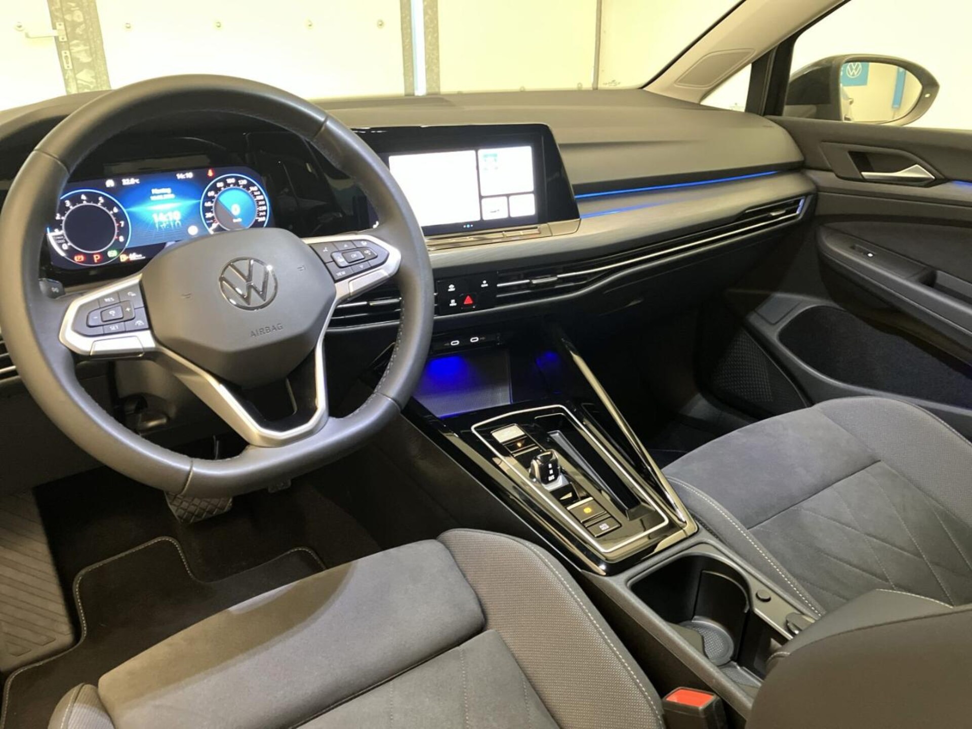 Volkswagen Golf Style