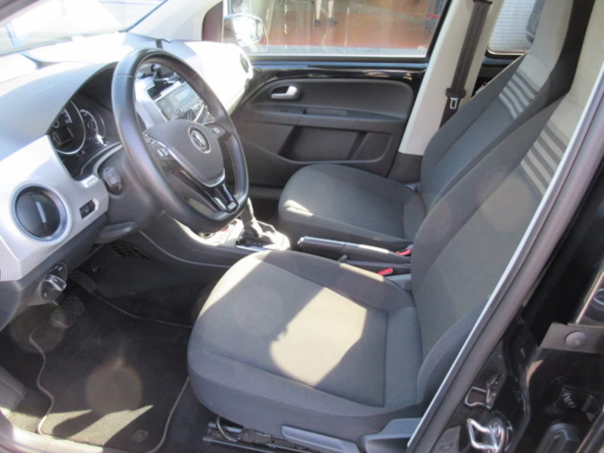 Volkswagen e-up! "Max"