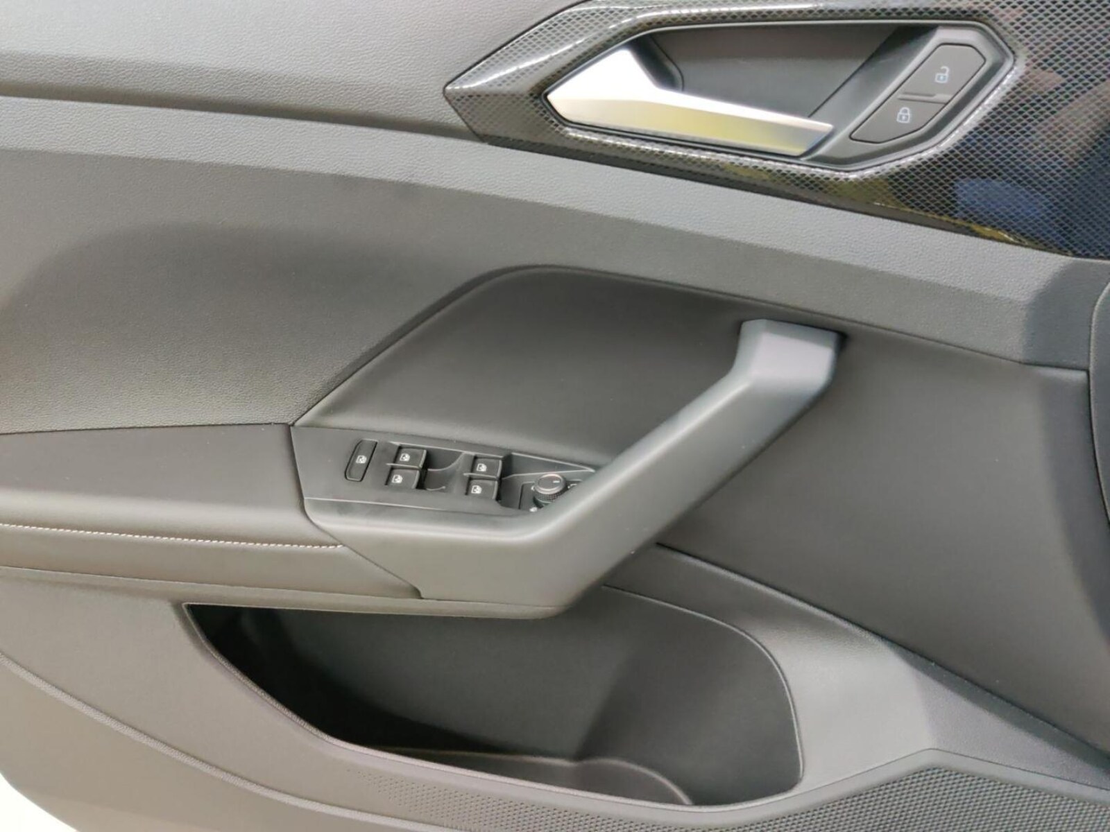 Volkswagen T-Cross – Bild 10