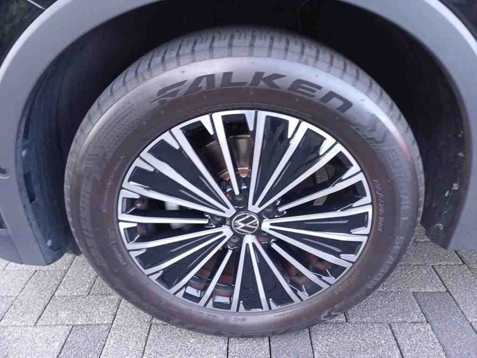 Volkswagen Tiguan – Bild 7