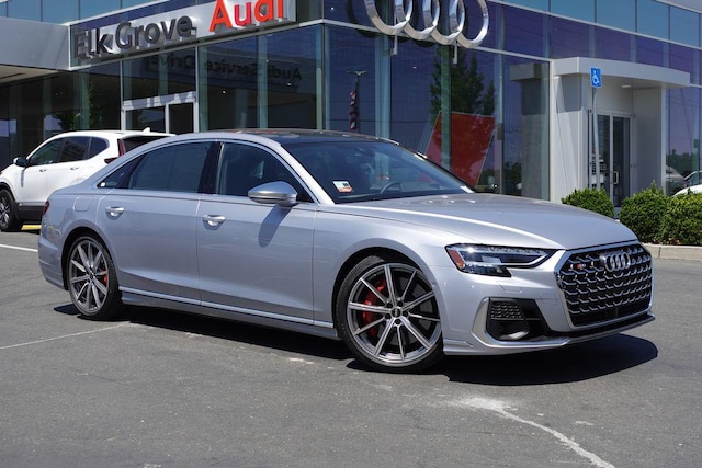2025 Audi S8 L