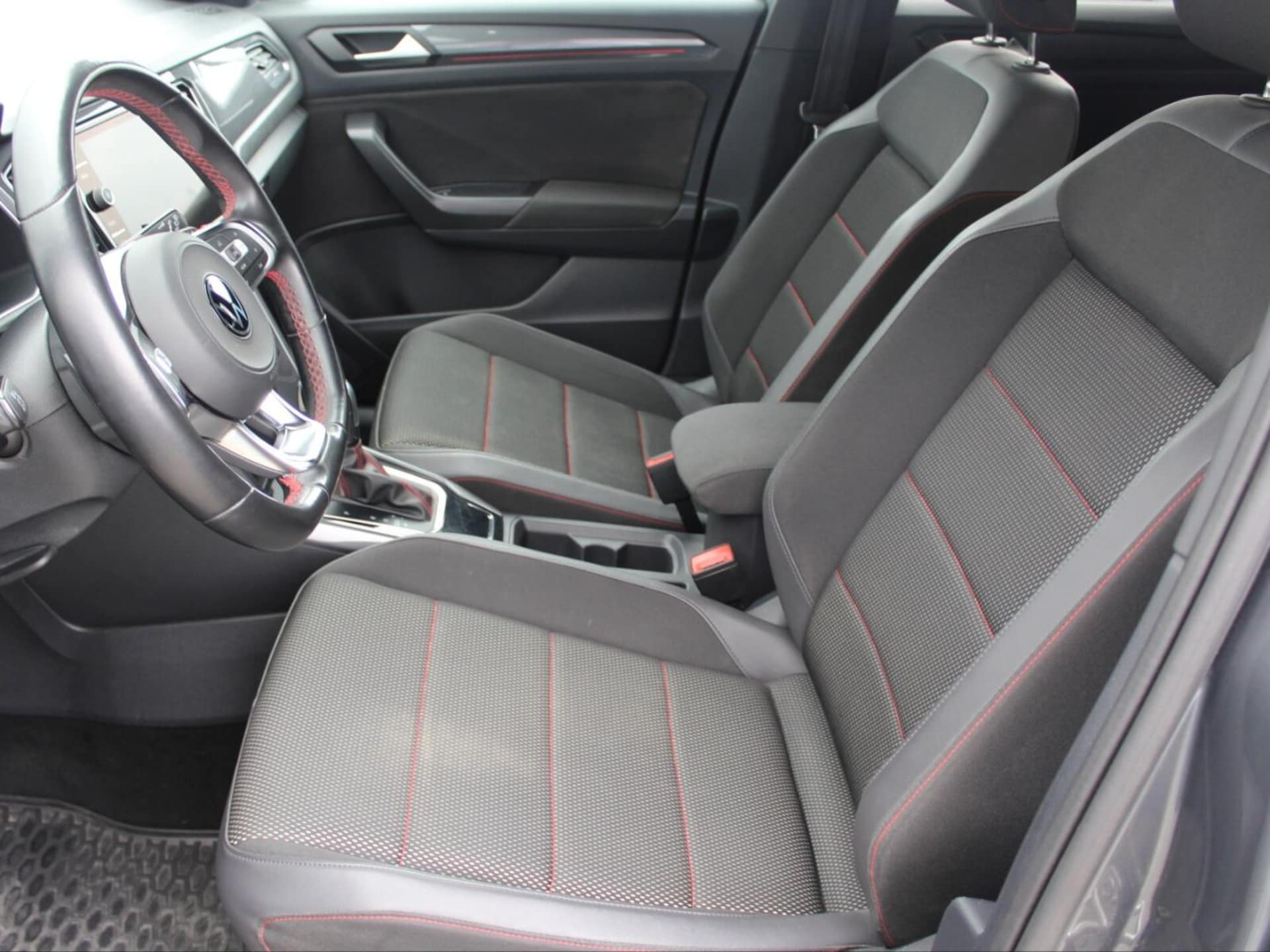 Volkswagen T-Roc Sport