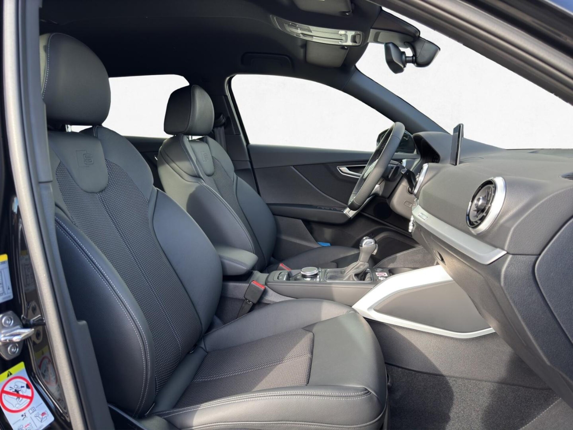 Audi Q2 S line