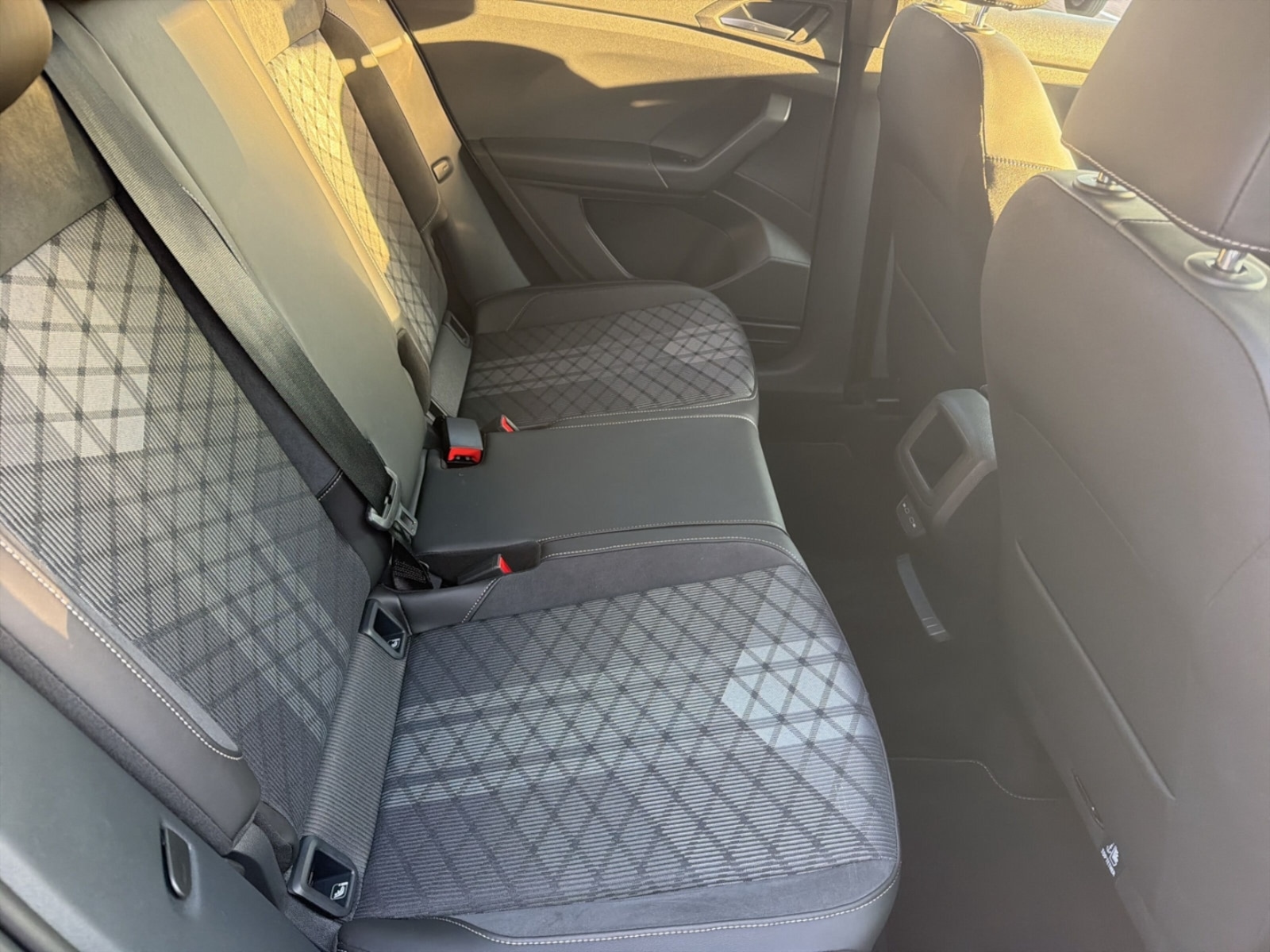Volkswagen T-Cross – Bild 11