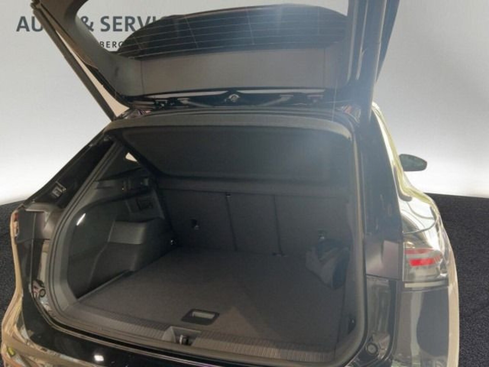 Volkswagen Tiguan – Bild 10