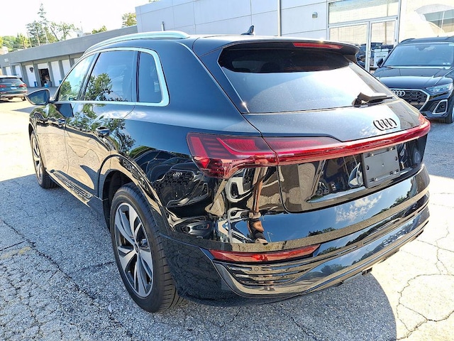 2024 Audi Q8 e-tron