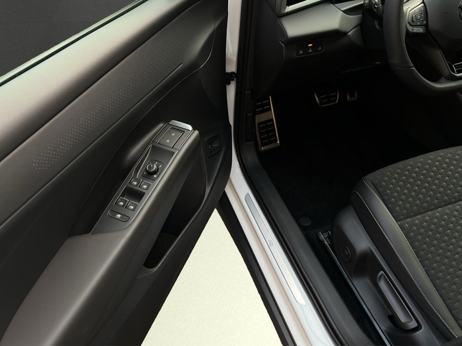 Volkswagen T-Roc – Bild 9