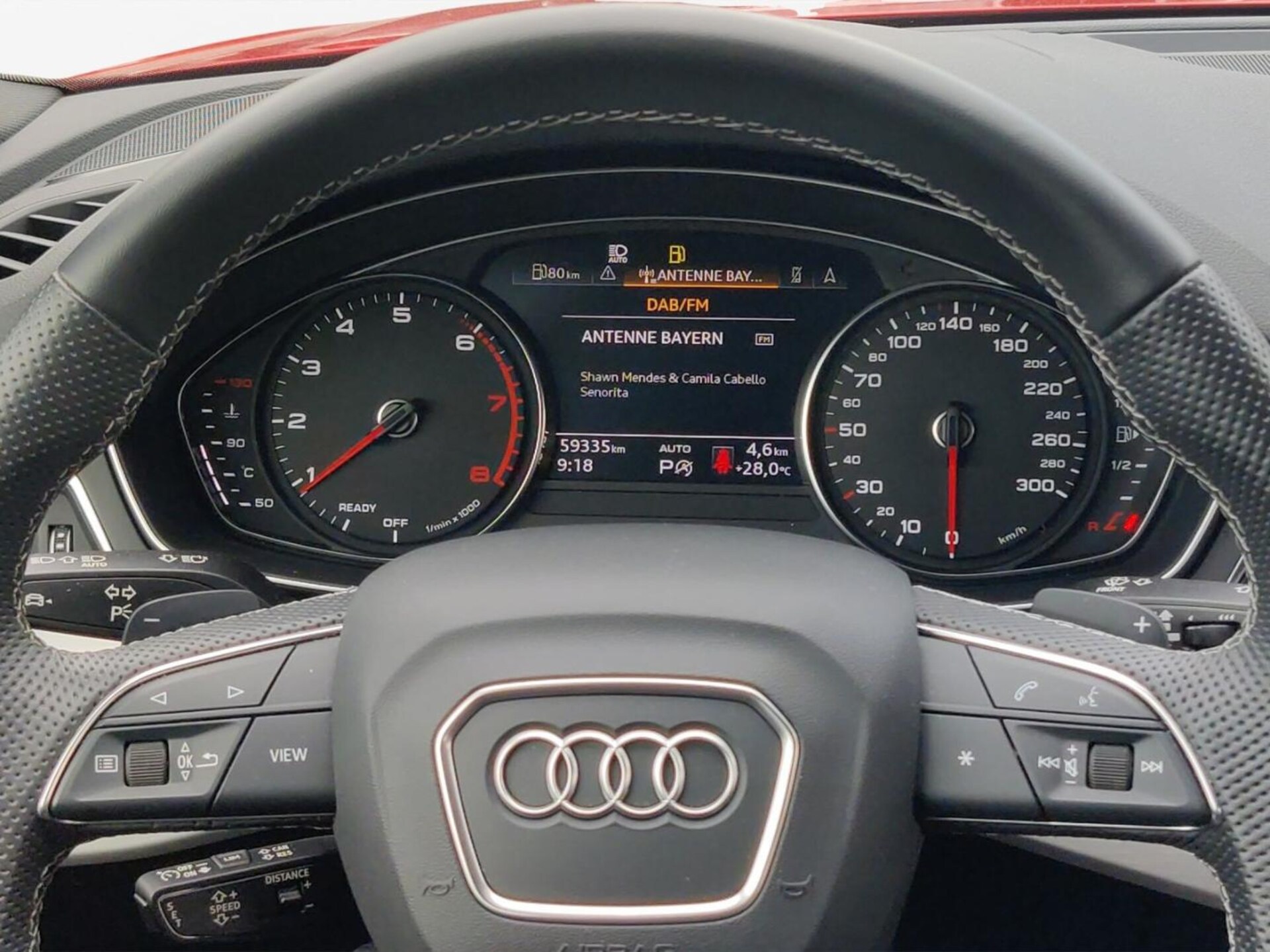 Audi A4 Avant S line