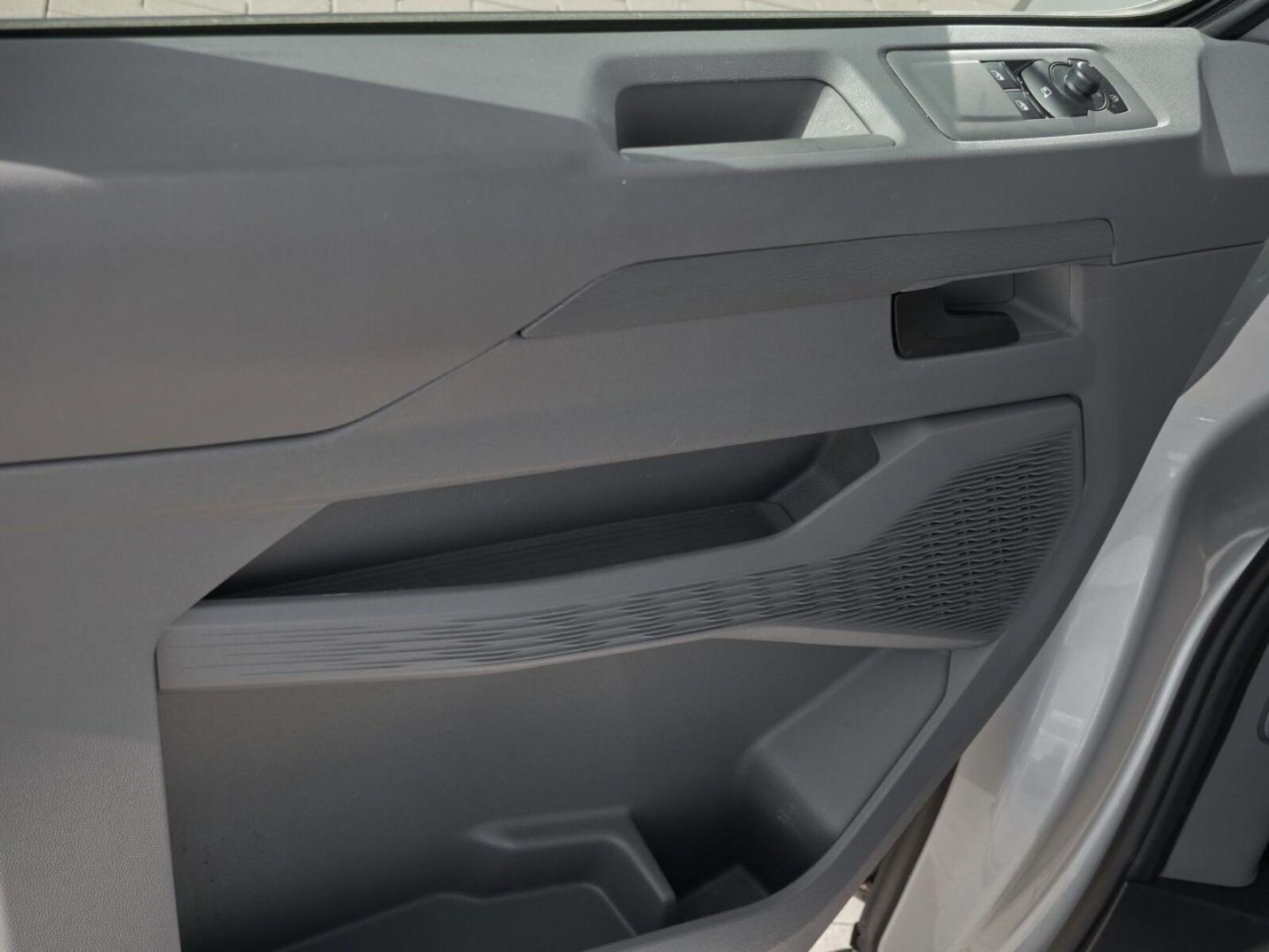 Volkswagen Transporter Kasten langer Radstand – Bild 24