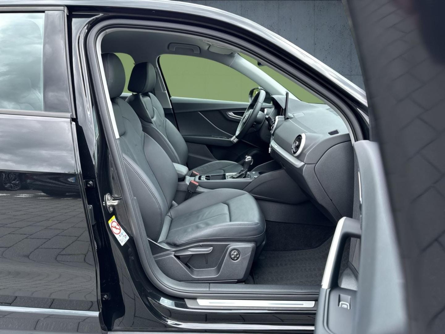 Bild über Audi Q2 advanced 35 TFSI S tronic - für weitere Informationen kontaktieren Sie den Audi Partner