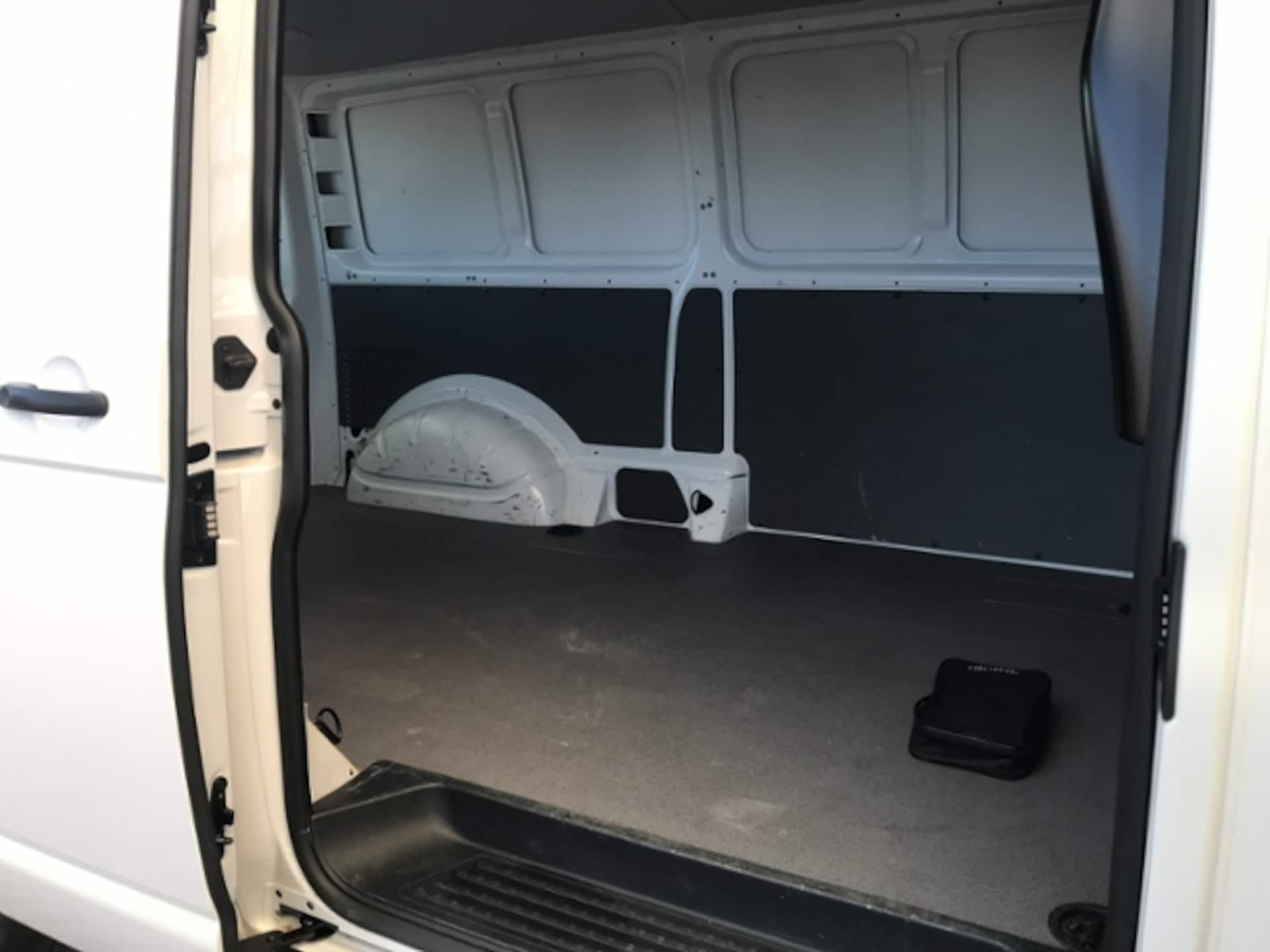 Volkswagen T6.1 Transporter Kasten langer Radstand