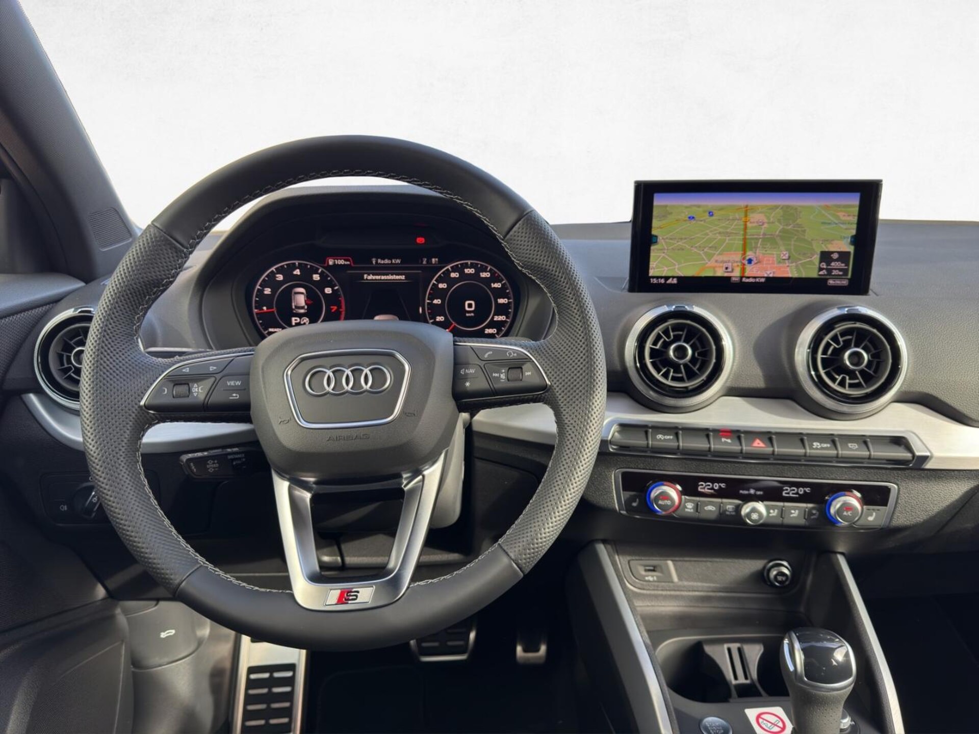 Audi Q2 S line