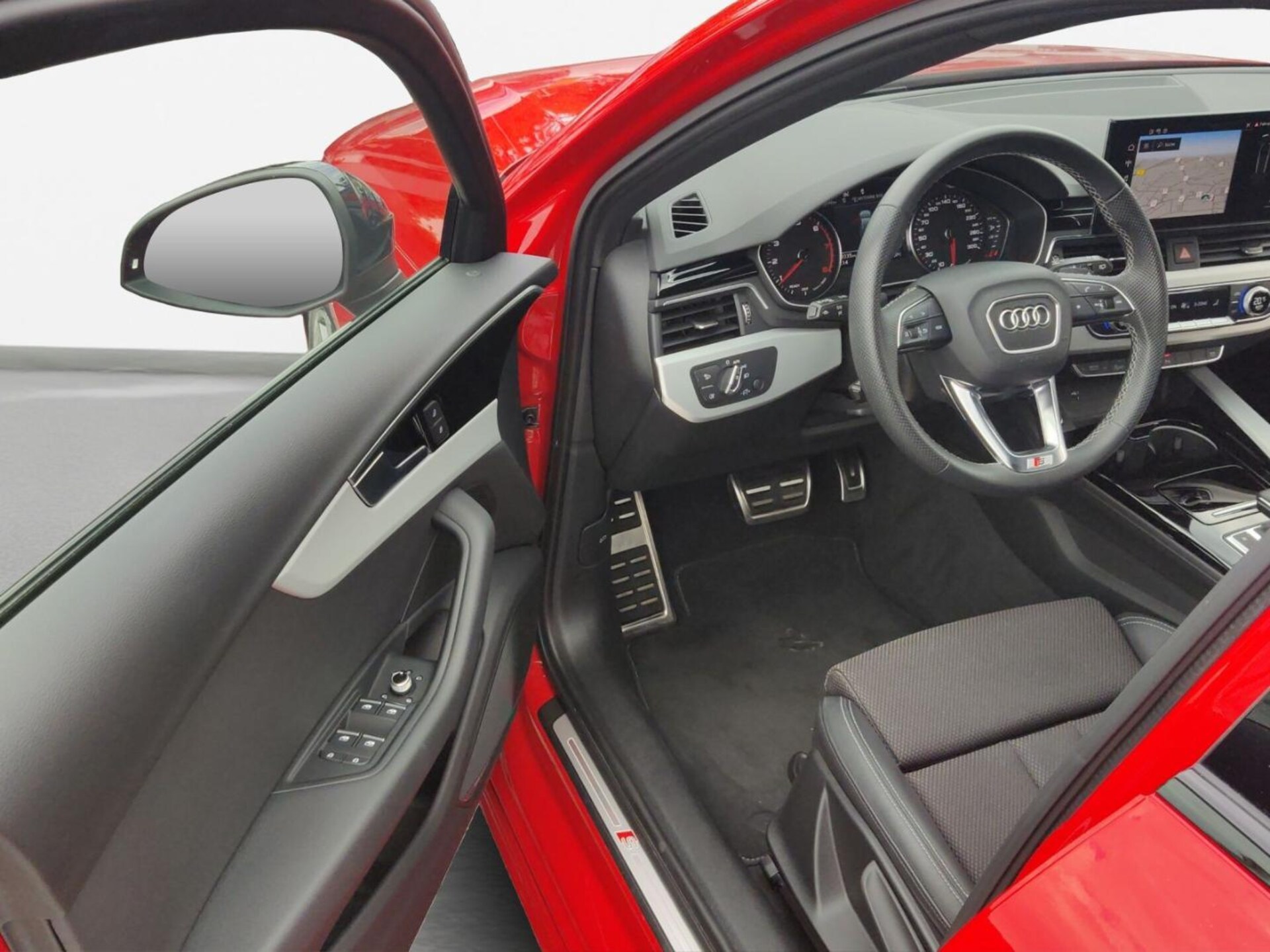 Audi A4 Avant S line