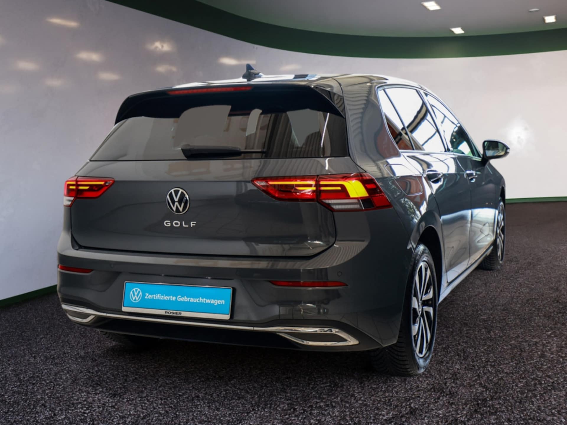 Volkswagen Golf Active