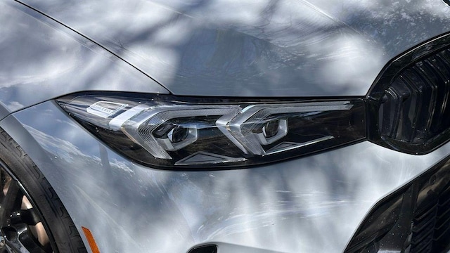 2023 BMW 330i