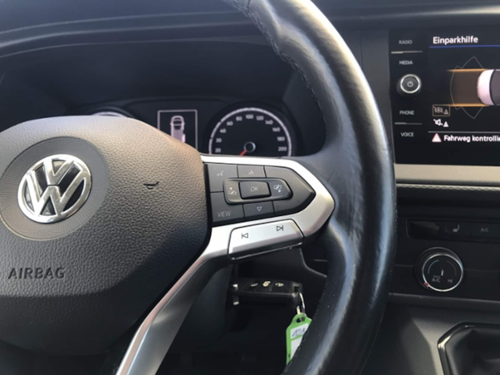 Volkswagen T6.1 Transporter Kasten langer Radstand