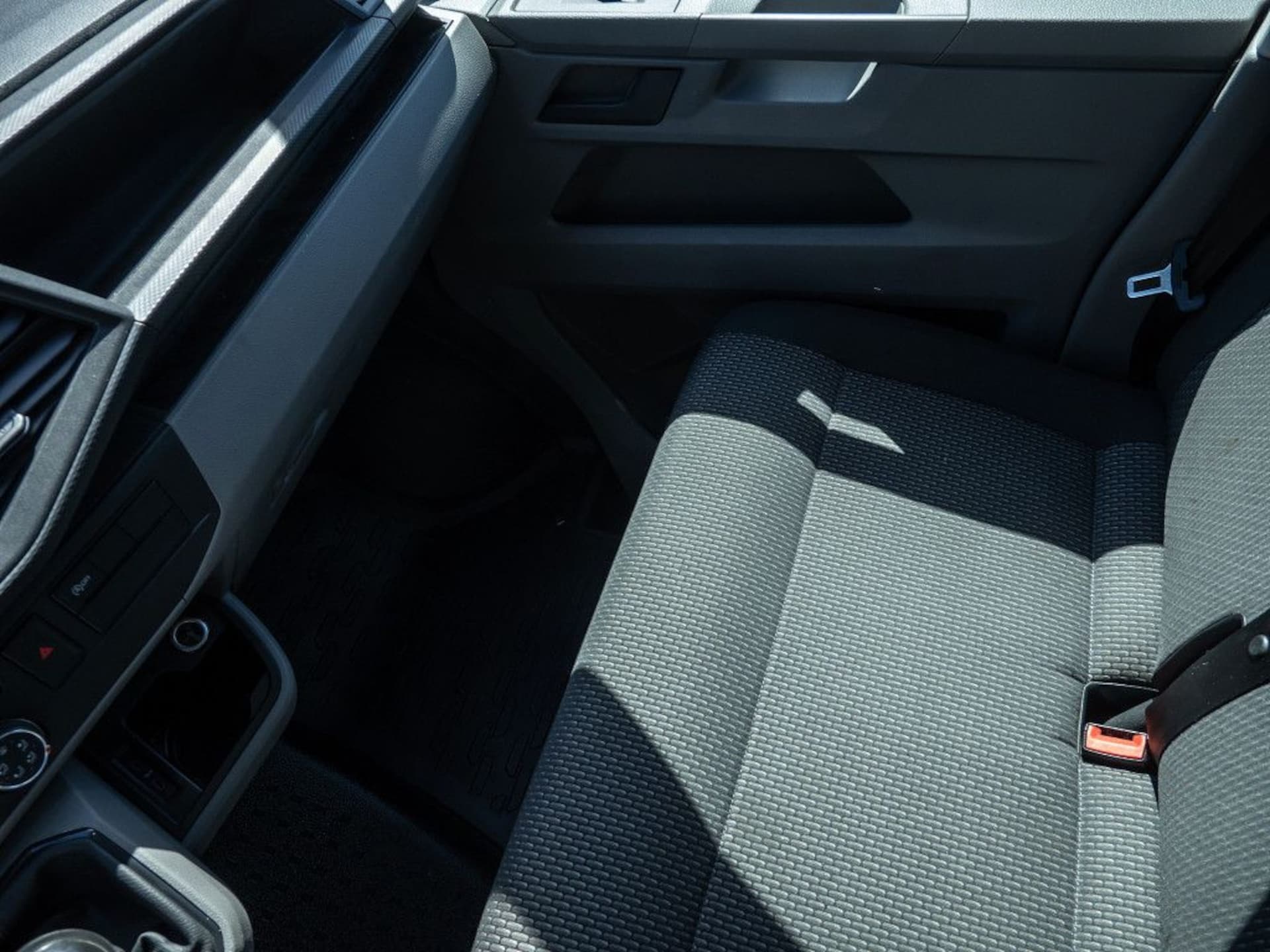 Volkswagen T6.1 Transporter Kasten kurzer Radstand