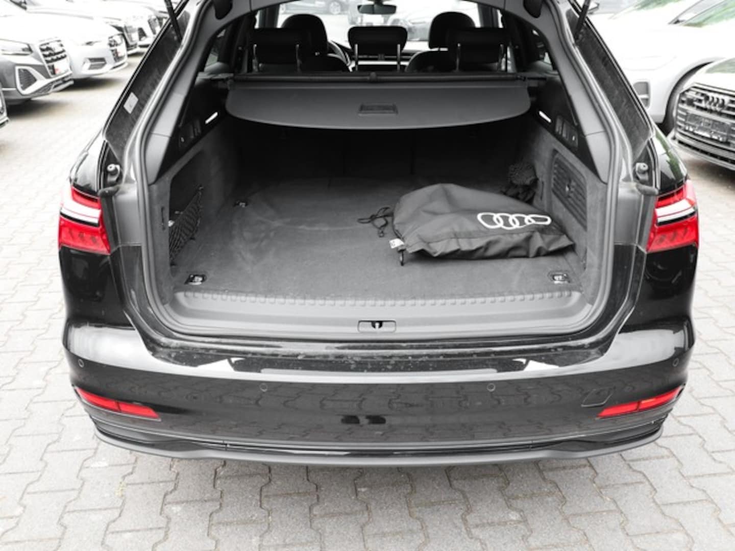 Bild über Audi A6 Avant TFSI e advanced 50 TFSI e quattro S tronic - für weitere Informationen kontaktieren Sie den Audi Partner