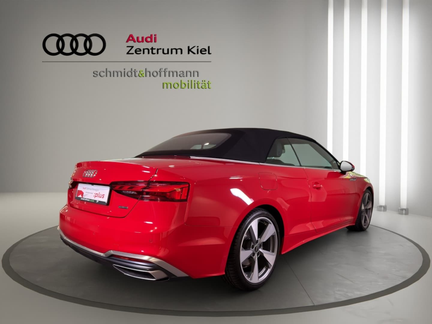 Bild über Audi A5 Cabriolet S line 40 TDI quattro S tronic - für weitere Informationen kontaktieren Sie den Audi Partner