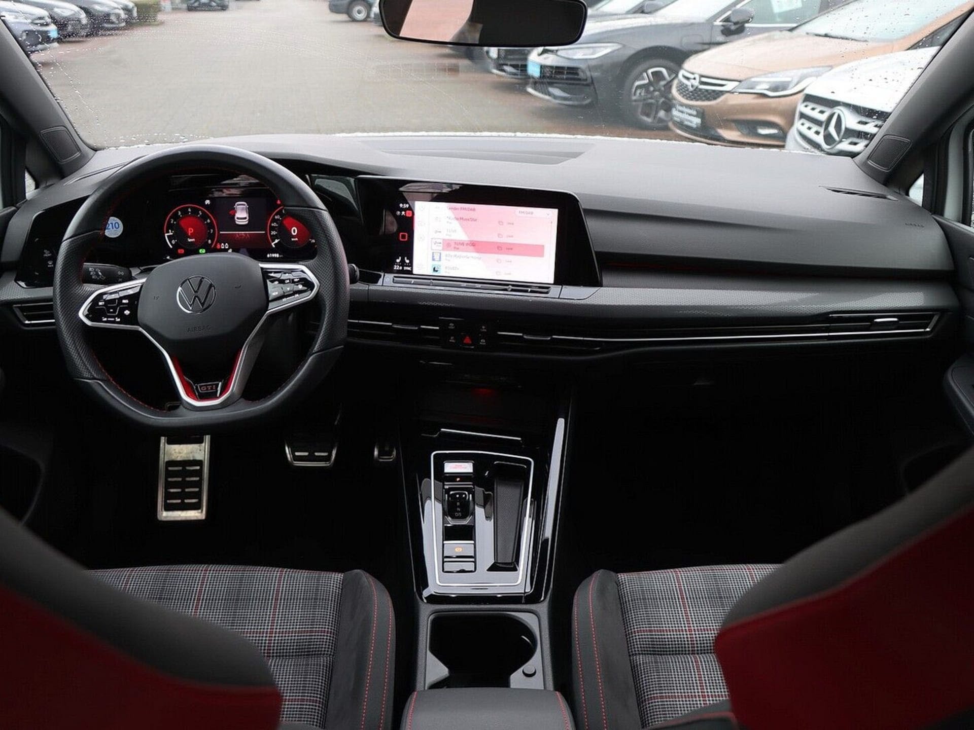 Volkswagen Golf GTI