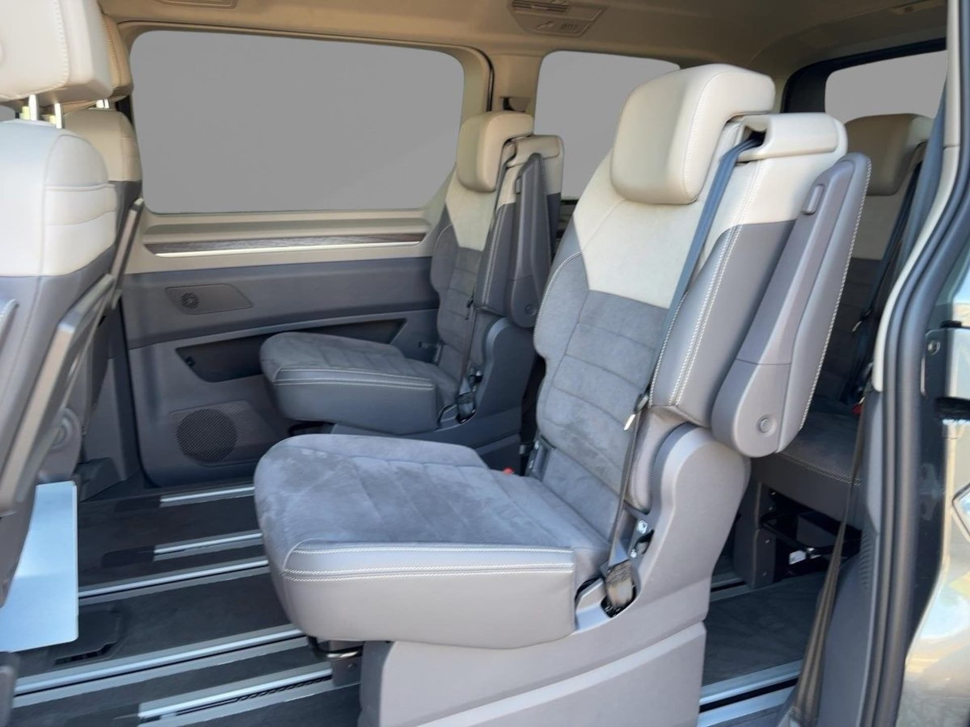 Volkswagen Multivan Style