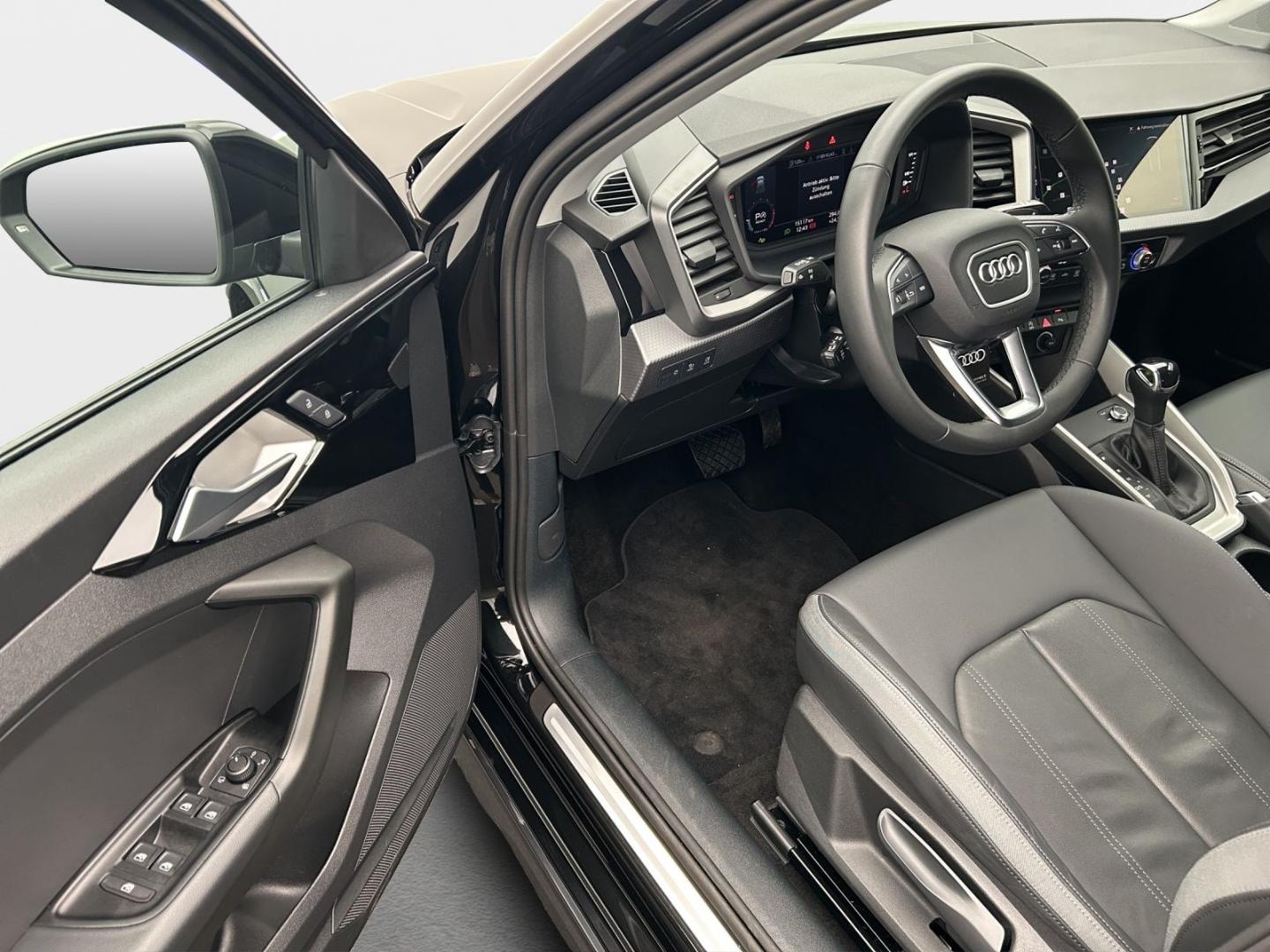 Bild über Audi A1 allstreet 35 TFSI S tronic - für weitere Informationen kontaktieren Sie den Audi Partner