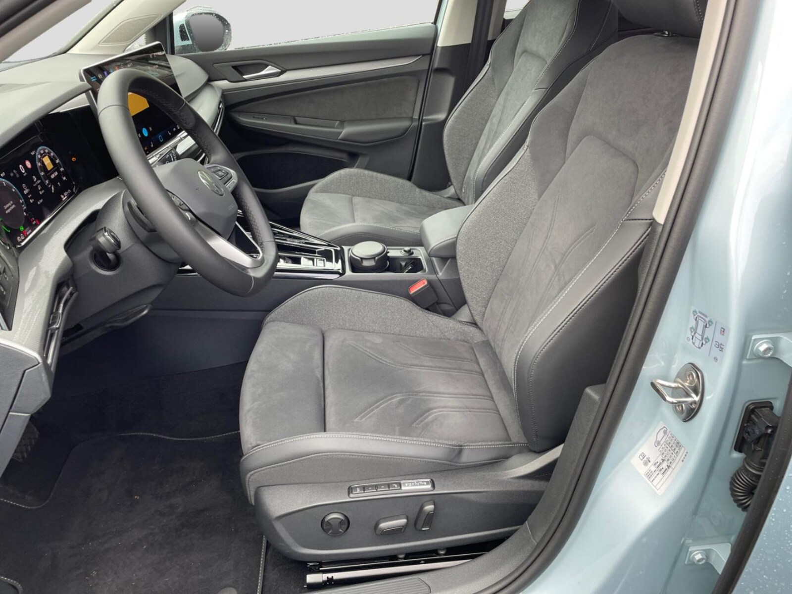 Volkswagen Golf – Bild 14
